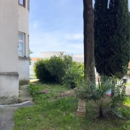 1 Apartment